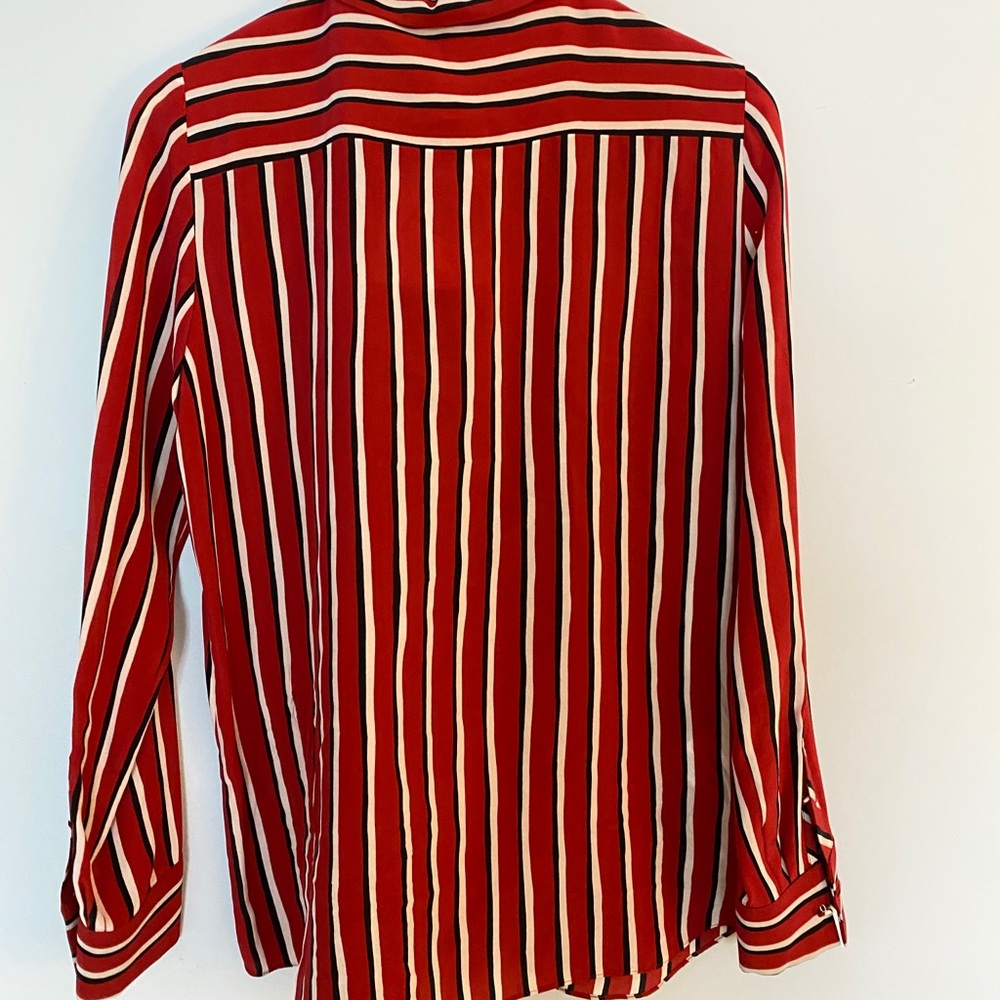 Silk button down blouse - Picture 2 of 4